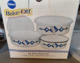 Pillsbury Doughboy Porcelain on Steel Bowls with Lids