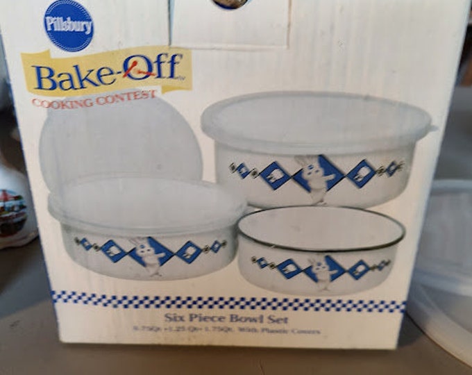 Pillsbury Doughboy Porcelain on Steel Bowls with Lids