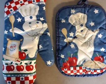 Pillsbury Doughboy Oven Mitt and Pot Holder
