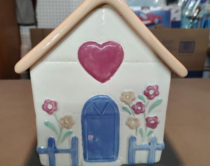 Treasure Craft Cookie Jar