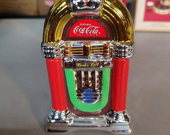 Coke Juke Box salt and pepper set
