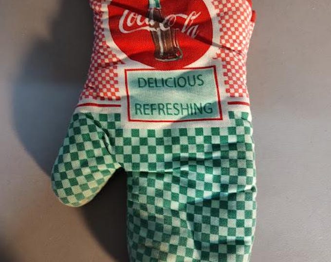 Coca Cola Oven Mitt