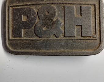 P & H Belt Buckle