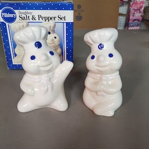 Doughboy Salt and Pepper set