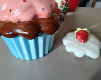 Strawberry Cupcake Cookie Jar - Etsy