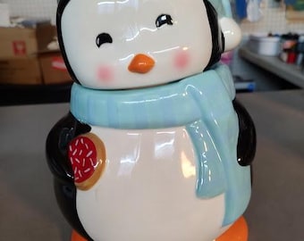 Penguin Cookie Jar