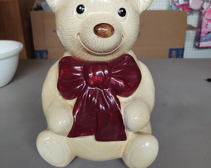 Metlox Bear Cookie Jar