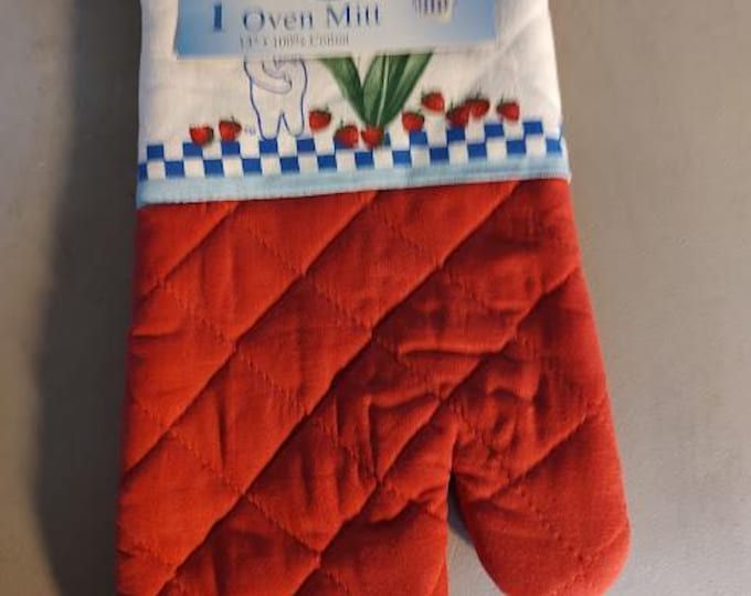 Pillsbury Doughboy Oven Mitt
