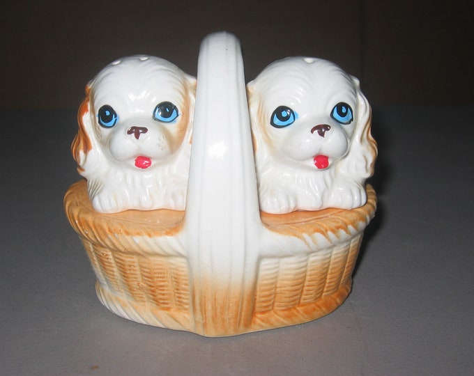 Puppies in a basket Salt and Pepper set