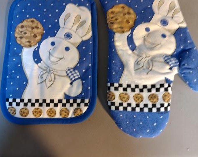 Pillsbury Doughboy Oven Mitt and Pot Holder