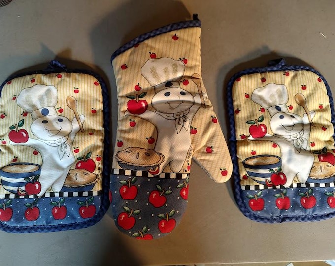 Pillsbury Doughboy Kitchen Set