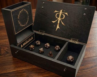 Caja de madera para dados de D&D, organizador de dados, estuche para dados de juegos de rol, soporte para dados de fantasía, regalo para Dungeon Master, estilo El Señor de los Anillos