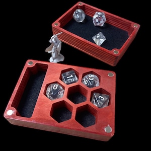Personalized Dice Box, Dice holder , Custom dice tray, Wood Dice Storage, | Dice Vault | Dice storage | Box for dice and miniatures