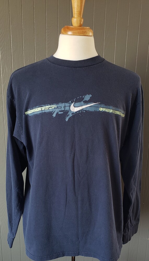 nike navy long sleeve