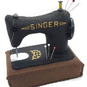 Pin cushion Sewing machine pin cushion Janome Pin cushion Sewing gifts Pin cushions Original pin cushions sewing notions Vintage Singer