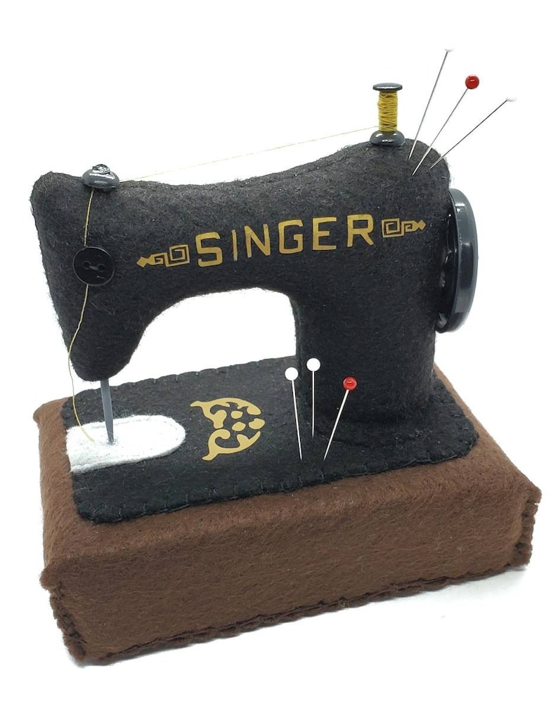 Pin cushion Sewing machine pin cushion Janome Pin cushion Sewing gifts Pin cushions Original pin cushions sewing notions Vintage Singer