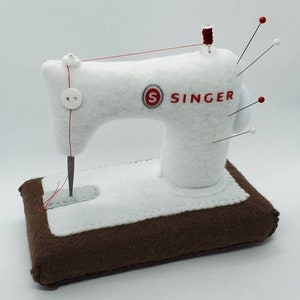 Pin cushion Sewing machine pin cushion Janome Pin cushion Sewing gifts Pin cushions Original pin cushions sewing notions Singer machine