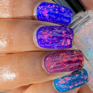 Calcite - topper nail polish