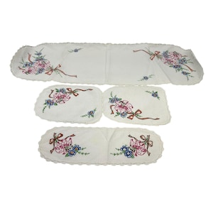 Lot of 4 Vintage Embroidered Floral Linen Table Runners Kitchen Set White