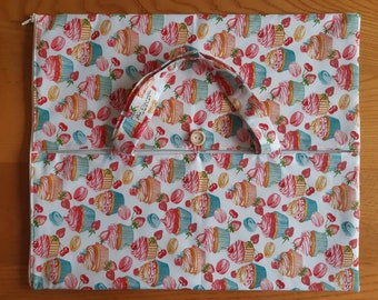 Handmade patterned cotton pie or cake bag with zipper