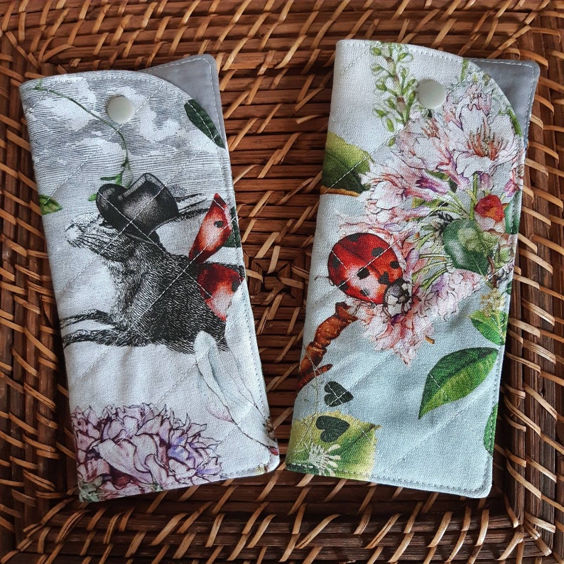 Fleece glasses case image 5