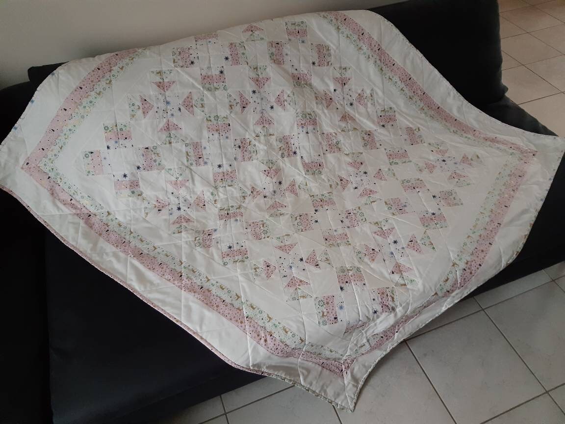 Winston Brands Couvre-lit Elegant Tranquil Chenille Frange et