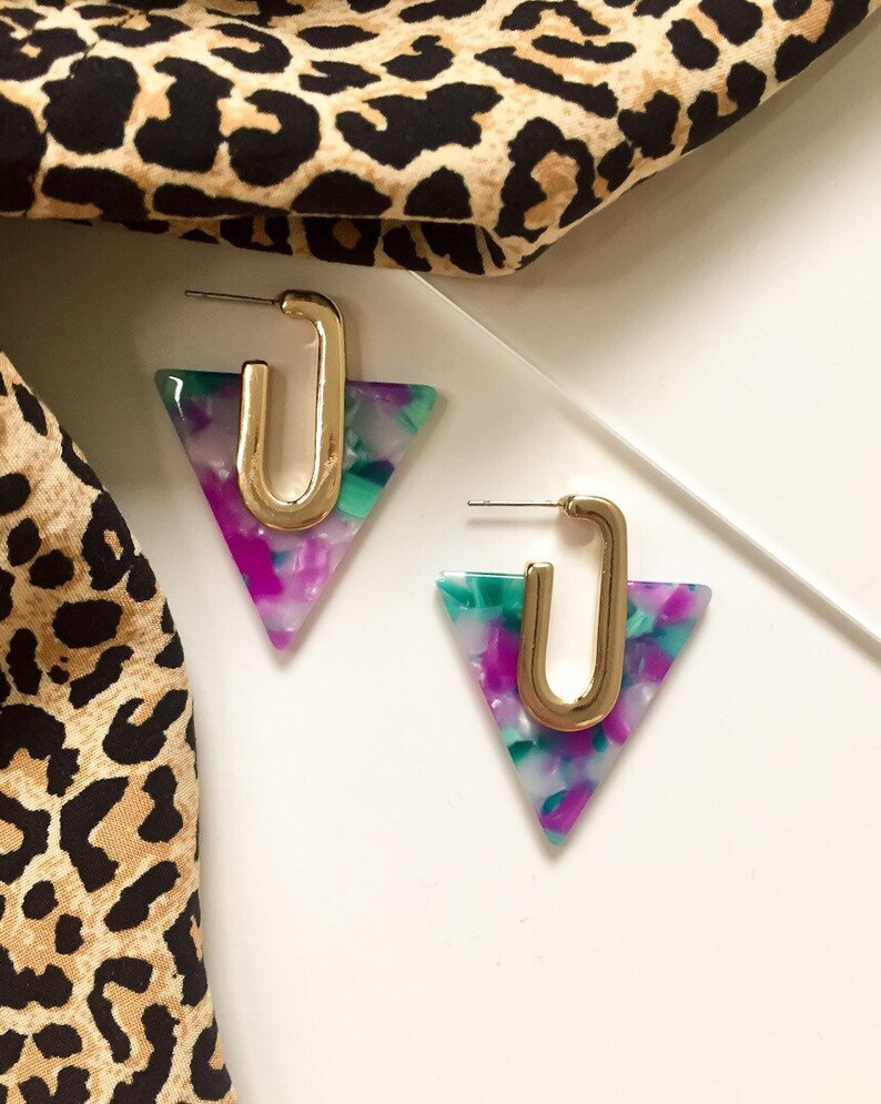 Elizabeth Colourful marble pattern triangle fashion earring