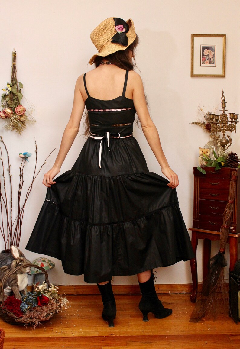 Lolita 70s 1970s Dress Young Edwardian Black and Pink Gothic Corset Dolly Wrap Waist Fairytale Buttons Gunne Sax Style Bow