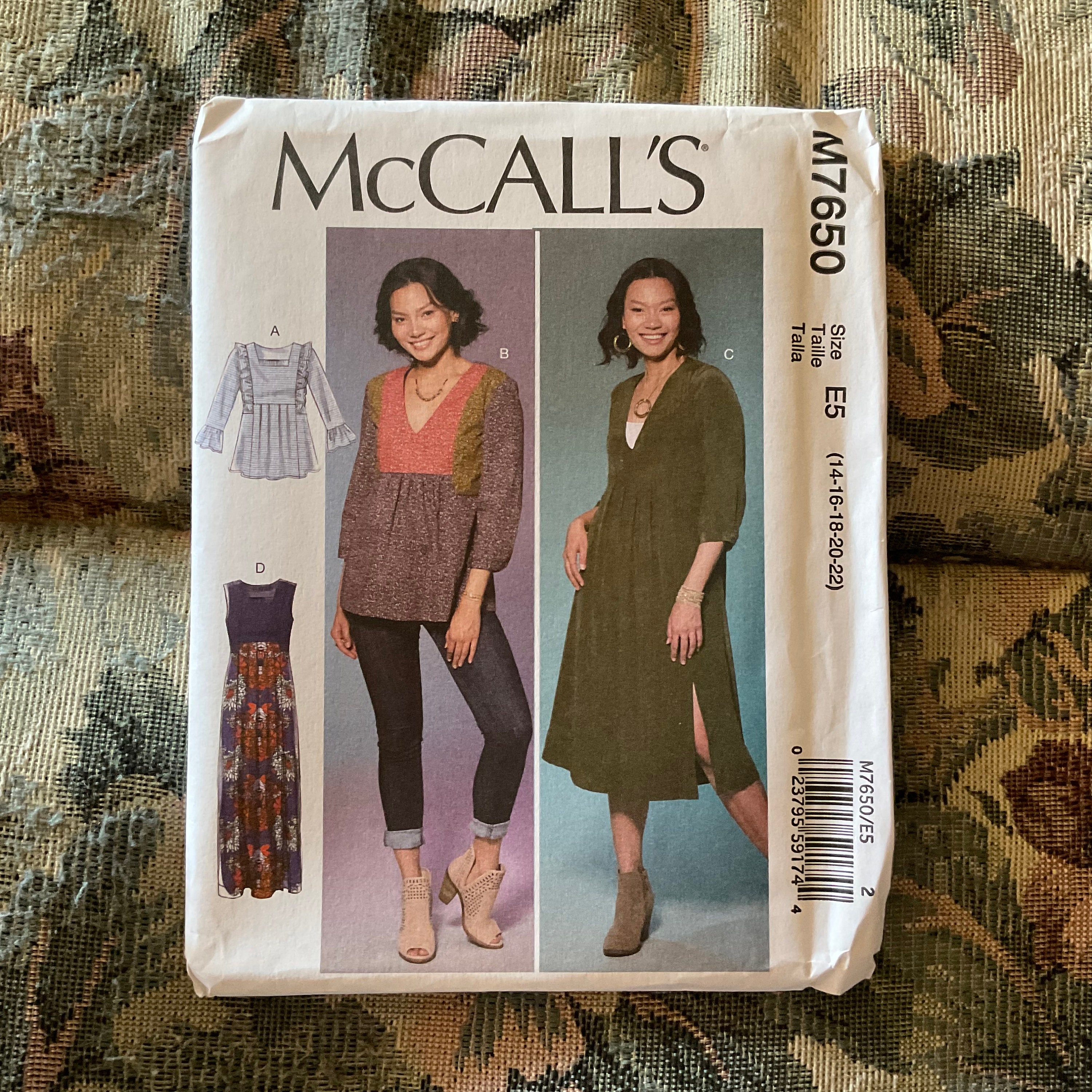 YOKE Cutu0026Patchwork Highneck Sweater