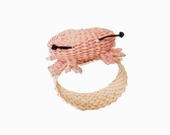 Pink Crab Iraca Napkin Ring / Straw Tableware / Home Table Decor / Raffia Dinnerware / Sustainable / Eco friendly / Colombia