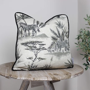 Safari Natural with Black Piping Cushion / Cushion Cover