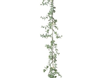 Green Leaf Garland