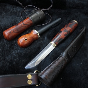 Handgjort Puukko-kniv- och järnstångsset, handtag i ökenjärnträ, träslida