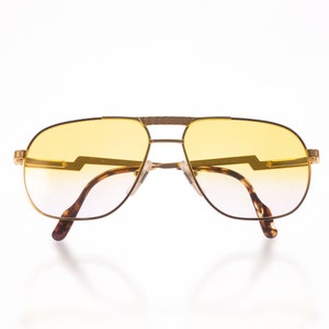 Vintage  Hilton Exclusive 022 C2 Gold/Brown 24KT Gold Plated Aviator Sunglasses Yellow Lens Sunglasses