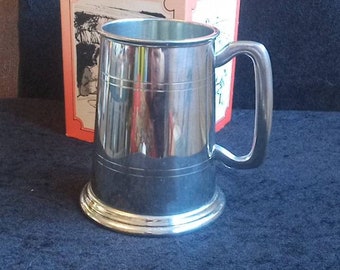 Nice unused vintage 1970s Pewter 1pint tankard by J.M.L pewter in original box