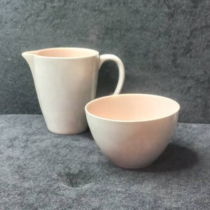 lovely vintage Streamline shape Twintone Peach Bloom and Seagull Poole pottery creamer and sugar bowl C97 1953 to 1968
