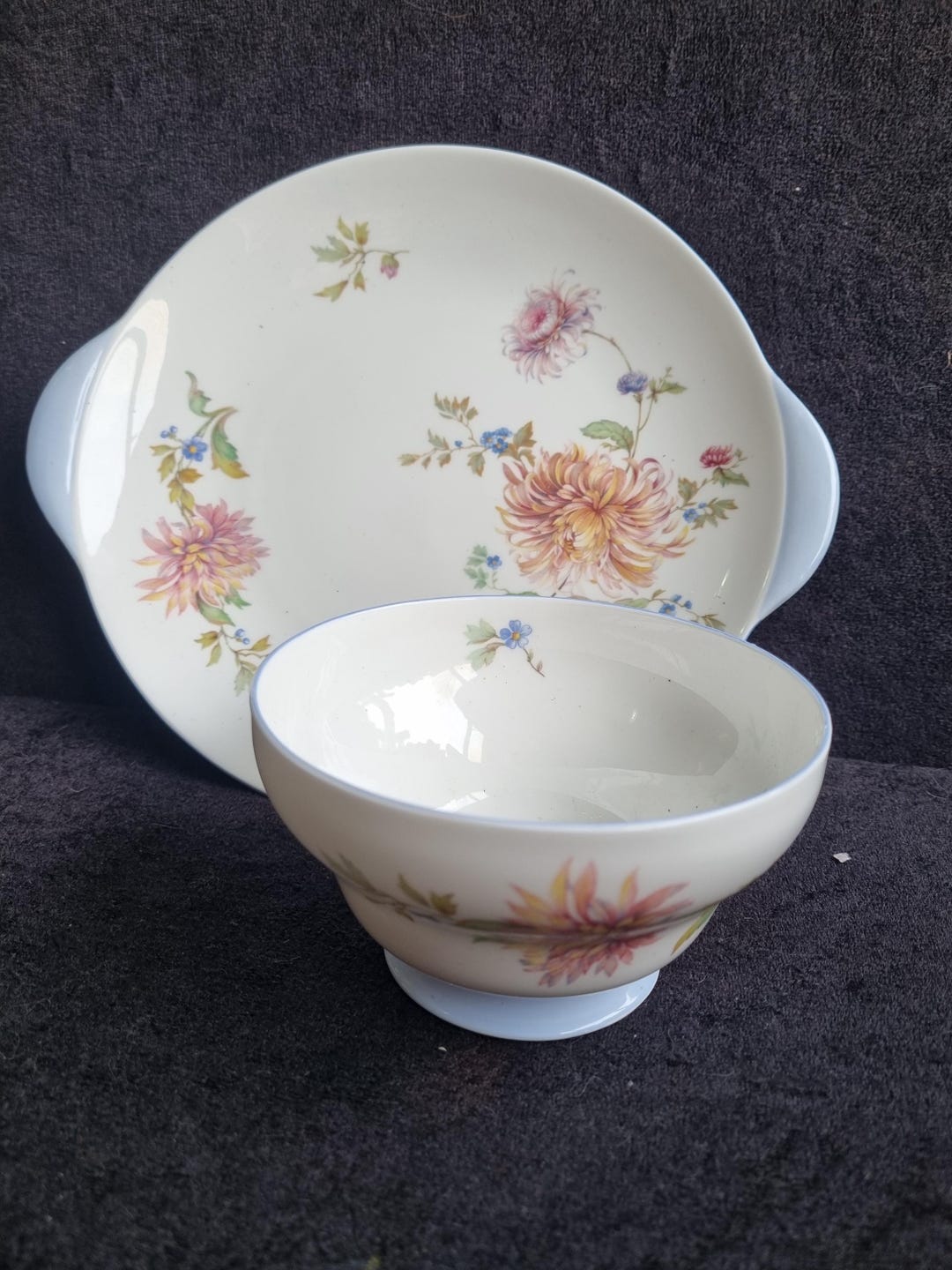 美品 Shelley ワイルドフラワー ピンクトリム ケーキプレート シェリー Delightful Pair of Shelley Chrysanthemum Pieces Cake Plate and