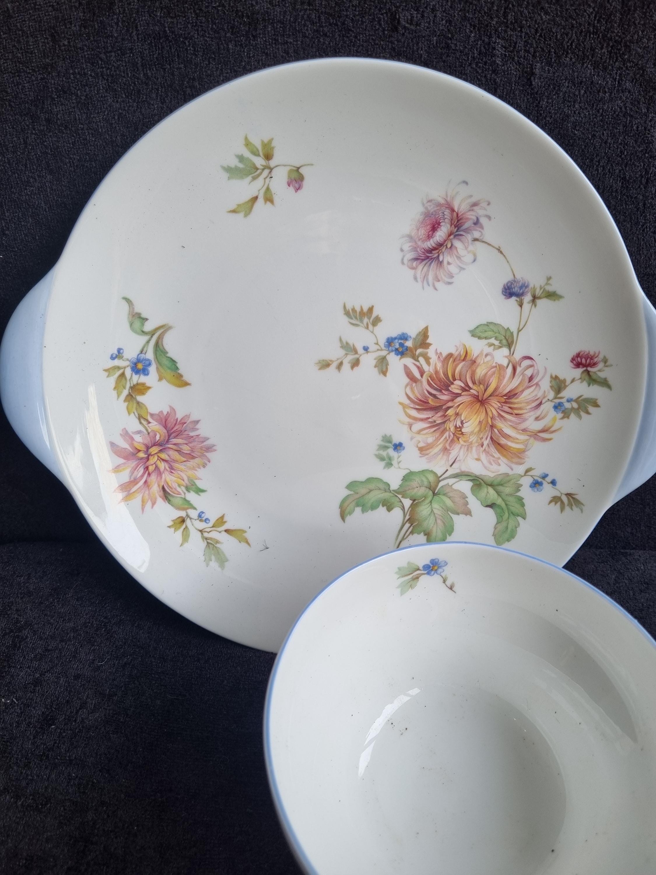 Delightful Pair of Shelley Chrysanthemum Pieces Cake Plate and