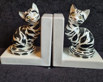 イタリア製　セラミック置物　猫 Amazon.co.jp: インテリアオブジェ 置物 猫 セラミック 雑貨