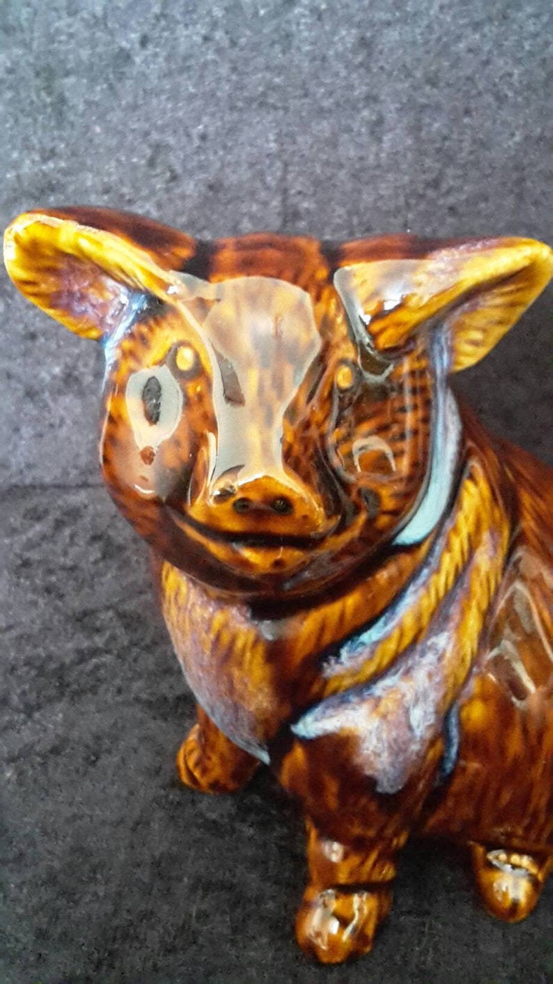 Handsome pottery Sitting Pig . Pig ornament. Treacle
