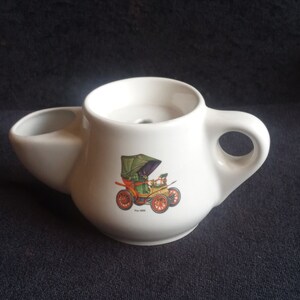 Vintage WADE cerámica Vintage 1899 FIAT automóvil Scuttle Mug y Brush.1970s taza de afeitar