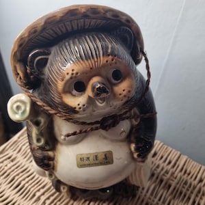 Shigaraki ware Tanuki raccoon dog figurine, height approx 29cm, good luck charm, good luck Tanuki