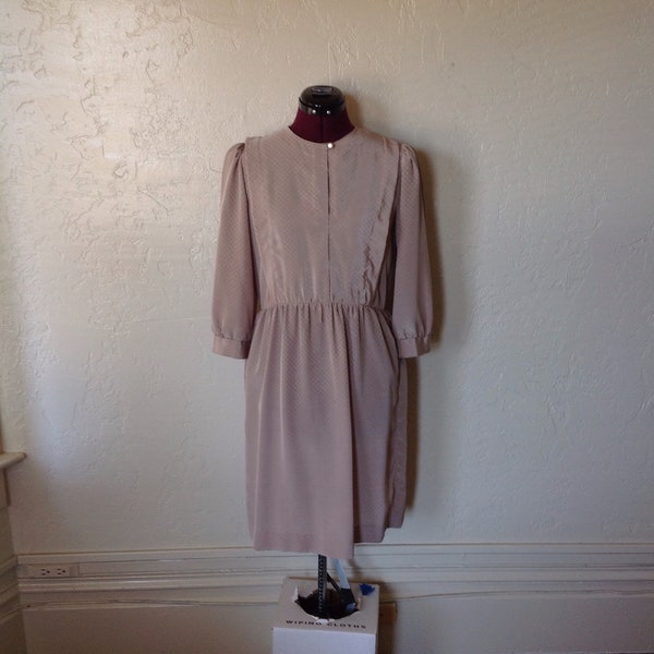 Taupe 100% Silky 80s Secrétaire Dress Office Business Working Girl Taurus II sans rides