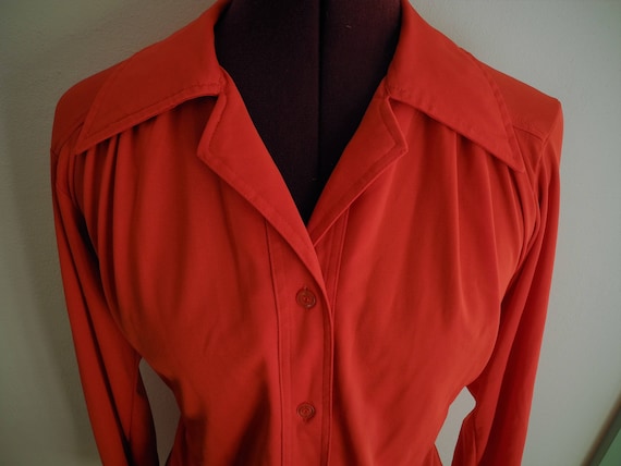 ESSENTIAL Bright Orange-Red Polyester 70s Shirt