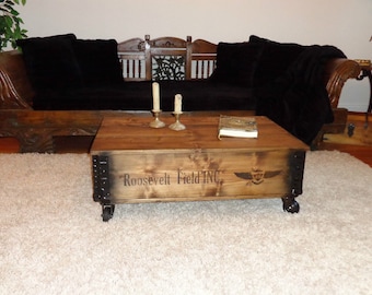 Coffee table wooden box cargo box wooden chest with wheels "Roosevelt"