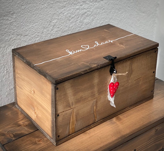 Scatola portaoggetti in legno personalizzata per matrimonio vintage -   Italia