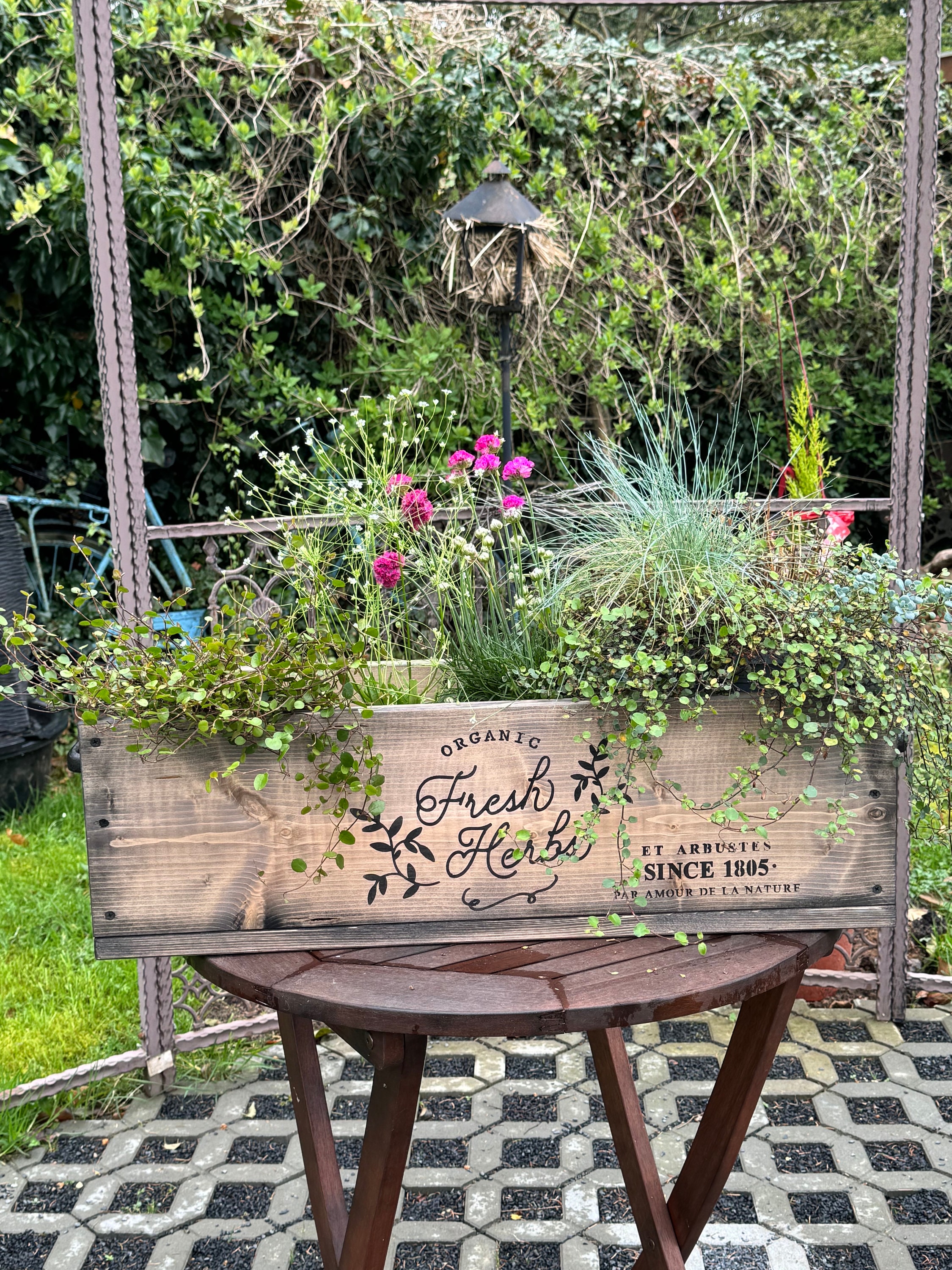 ミュージシャン HERB GARDEN Herb Box Herb Garden Planter HERBS With Cast Iron Handles, Garden