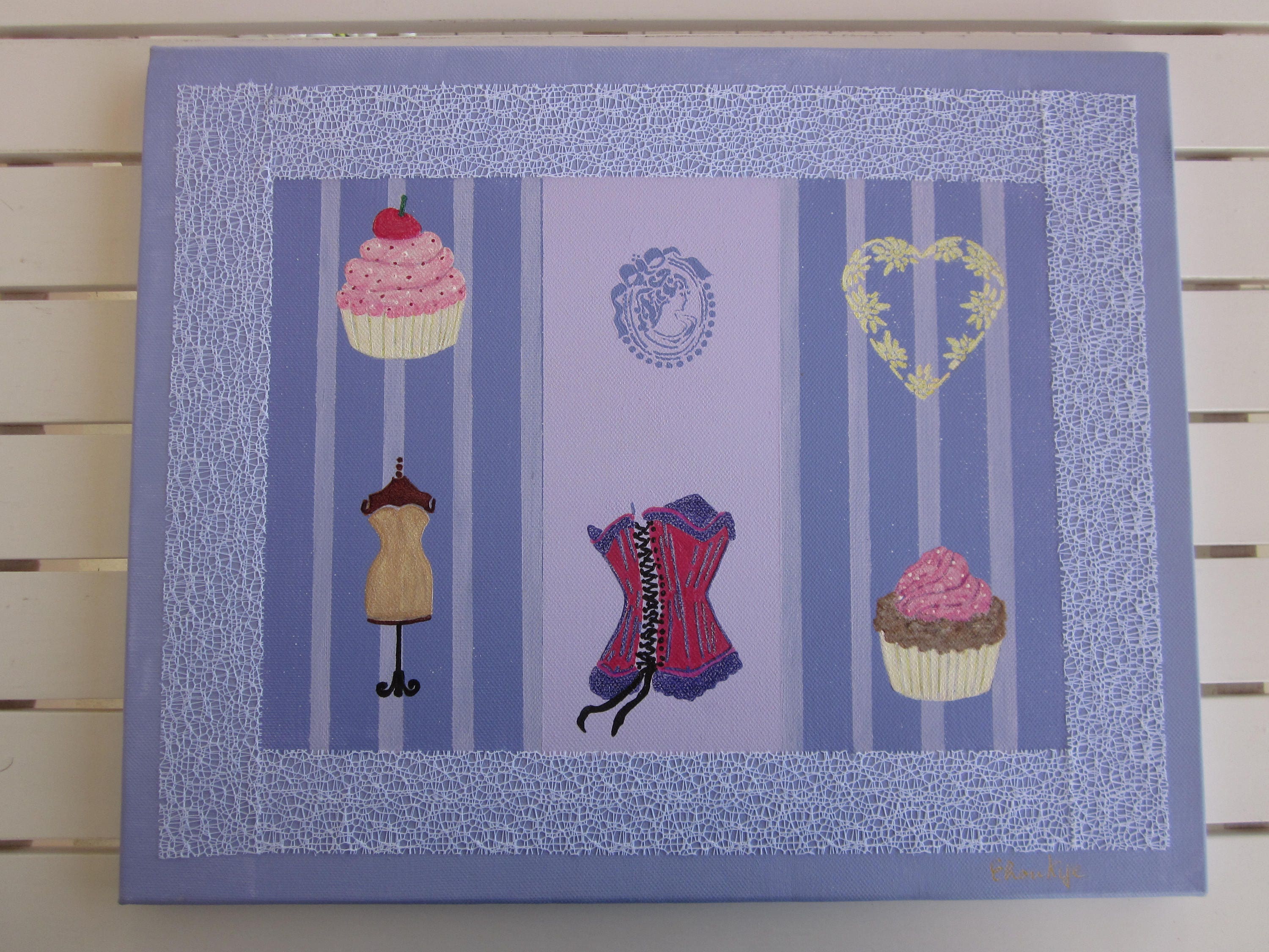 Tableau Home-Déco, | Peinture Acrylique, Cupcake, Dentelle, Bustier, Mannequin