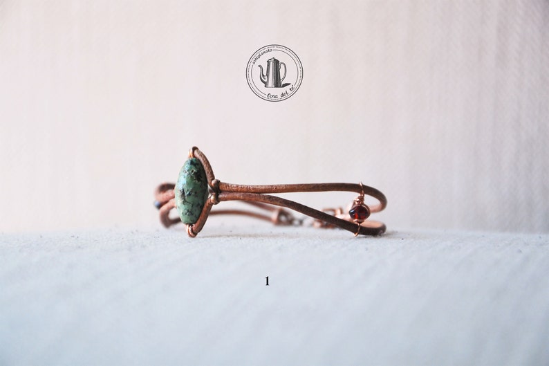 Leather and stone Handmade African Turquoise bracelet Bohemian earthy jewelry Bracciale artigianale con Turchese Africano Made in Italy
