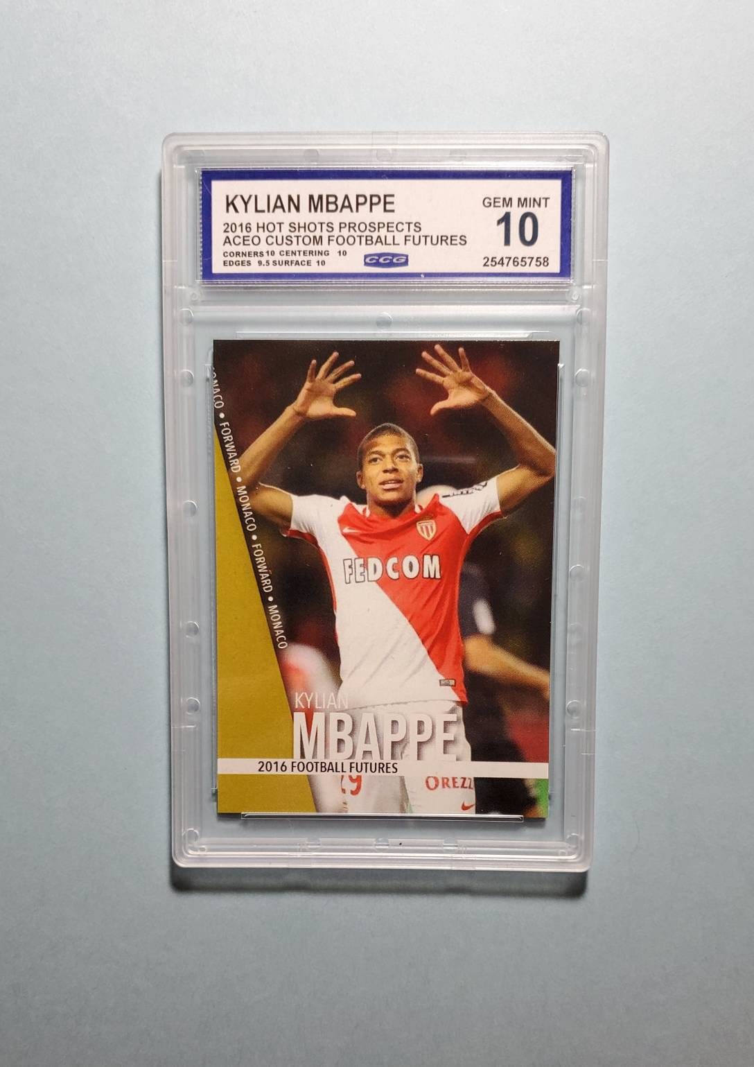 2022-23 Topps Finest UCL PSG Kylian Mbappe Purple Shimmer